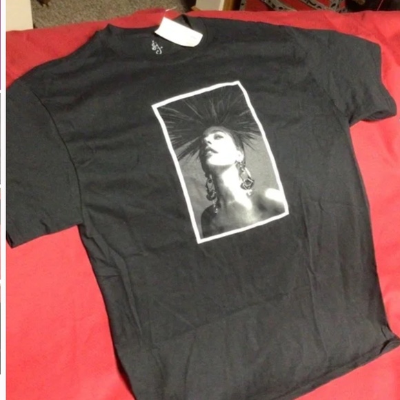 LADY GAGA concert tshirt - Picture 1 of 3